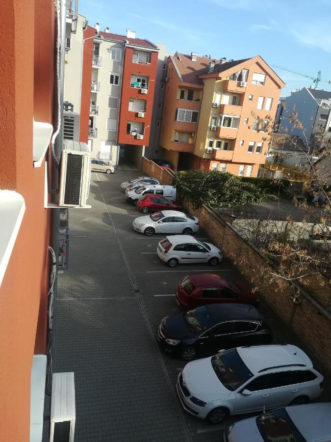 Paris Apartment -Free Private Parking 诺威萨 外观 照片