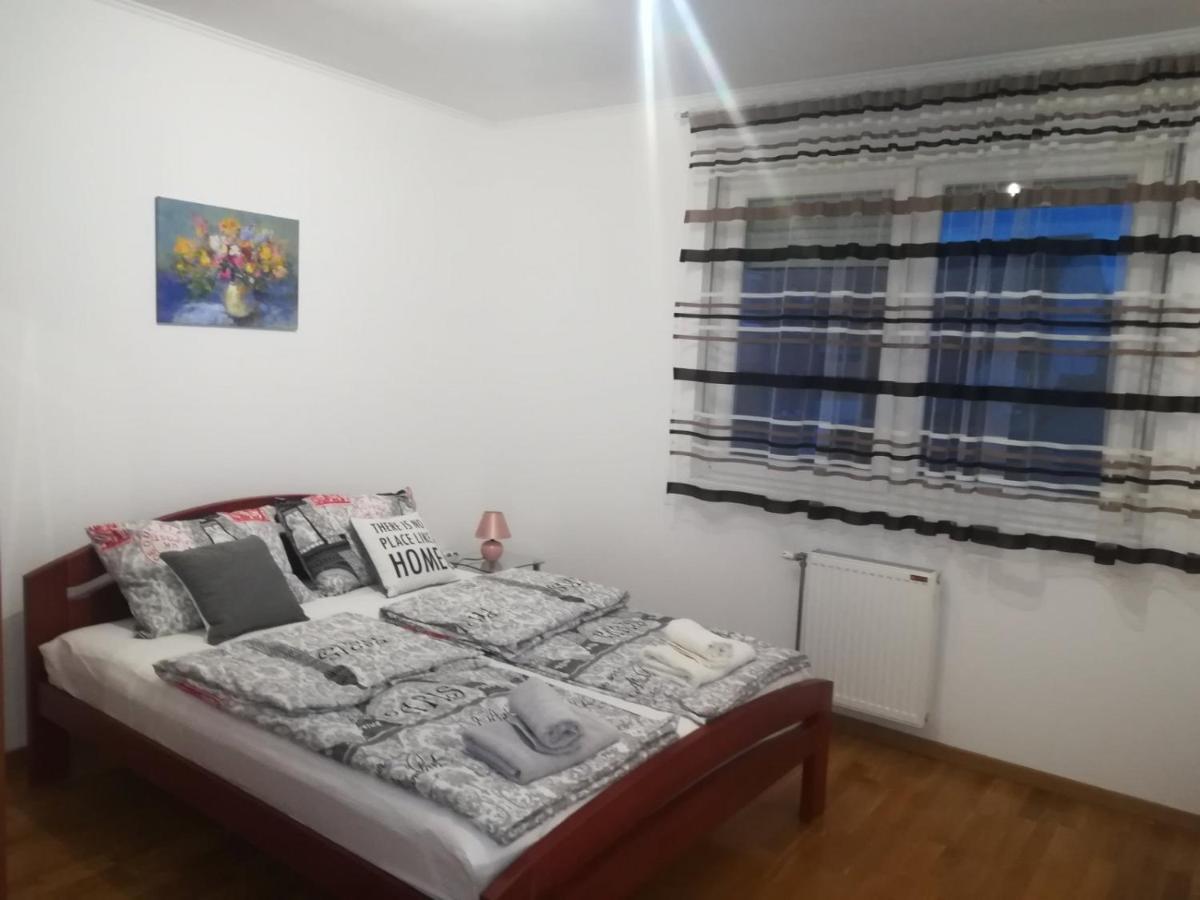 Paris Apartment -Free Private Parking 诺威萨 外观 照片